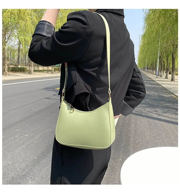 Elegant Women’s Messenger Bag