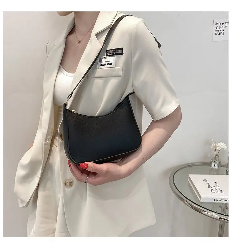 Elegant Women’s Messenger Bag